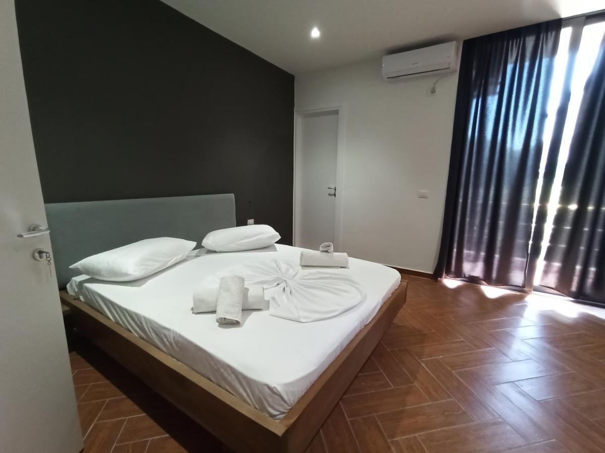 Hotel Kavalona Park Vlorë Zimmer foto