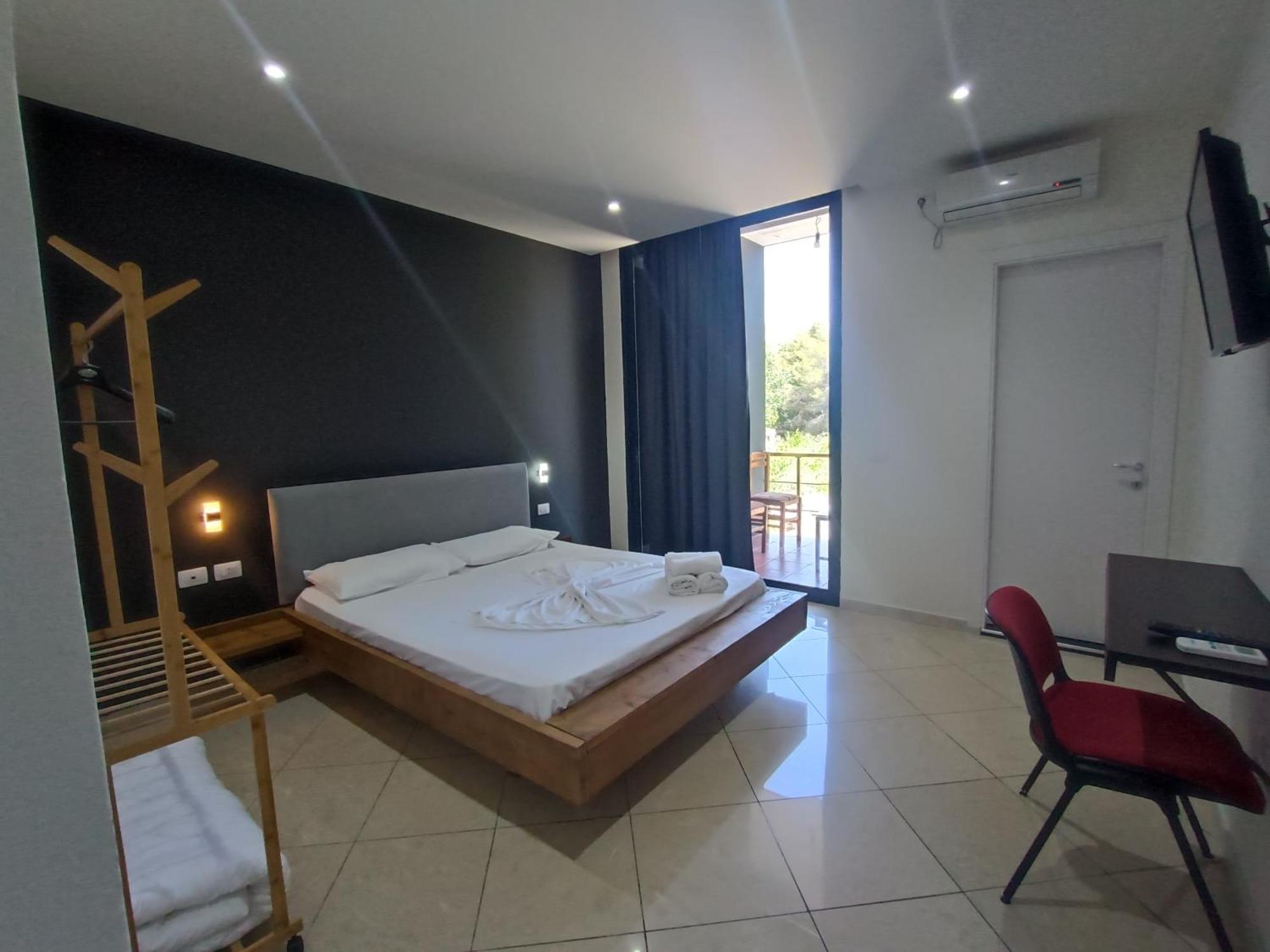 Hotel Kavalona Park Vlorë Zimmer foto