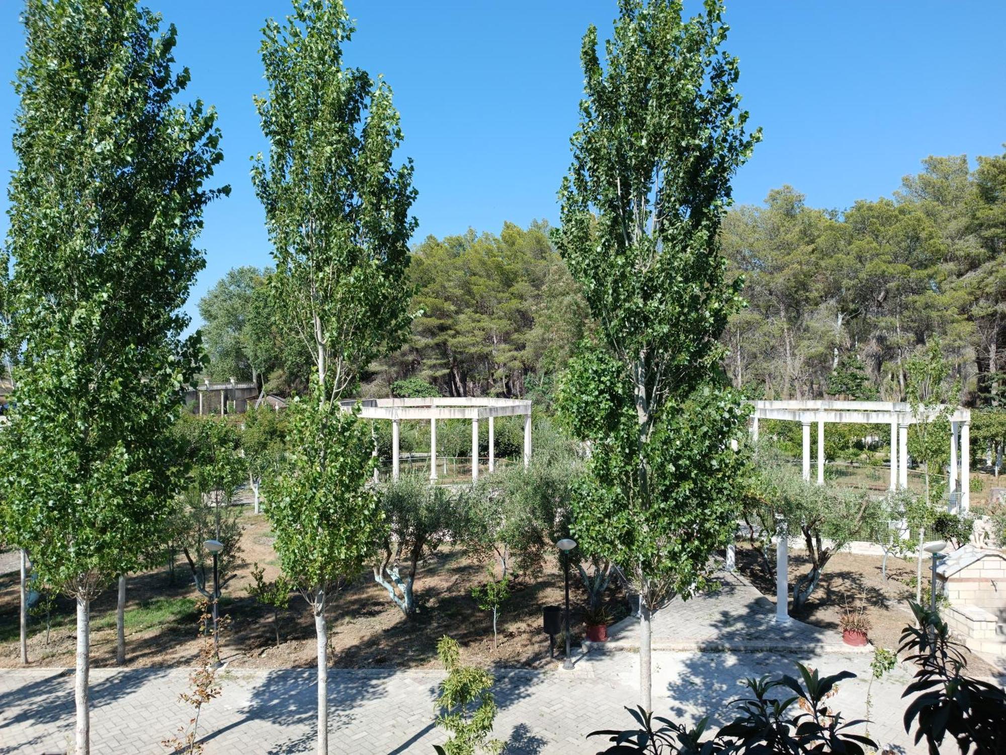 Hotel Kavalona Park Vlorë Zimmer foto
