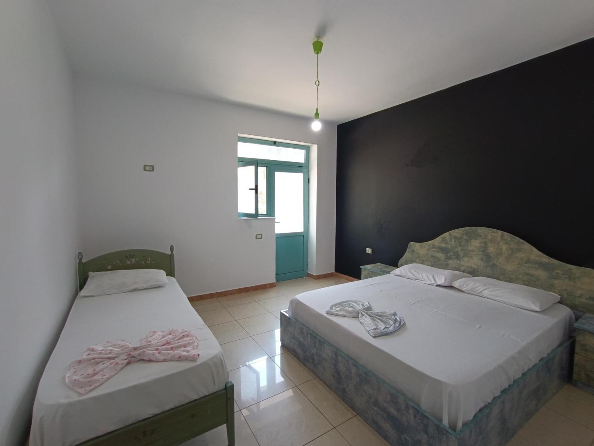 Hotel Kavalona Park Vlorë Zimmer foto